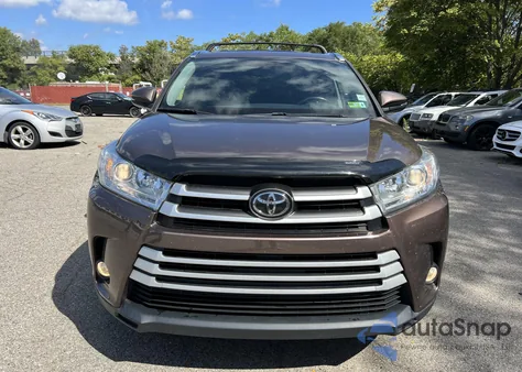 2017 Toyota Highlander Xle from USA, damaged, VIN 5TDJZRFH4HS367780